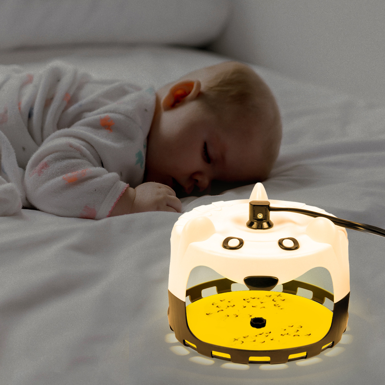 New Flea Trap Indoor Flea Lights Sticky Dome Bed Bug Trap with 2 Light Bulbs & 5 Sticky Pads, Plug-in Flea Killer Lamp Catcher