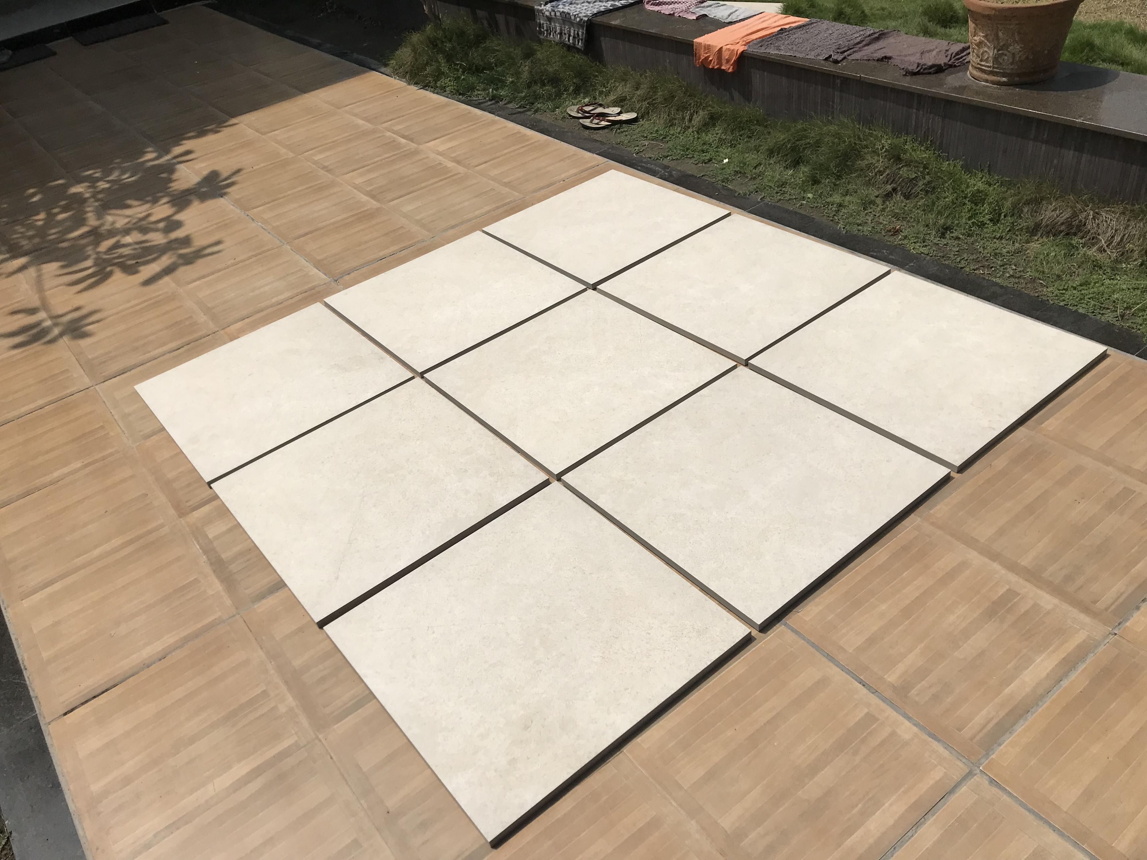 R11 Rectified Surface Ready to Ship Heavy Duty Outdoor Porcelain 600x600mm Monolith Crema Floor Tiles For Hotel Europe Quality