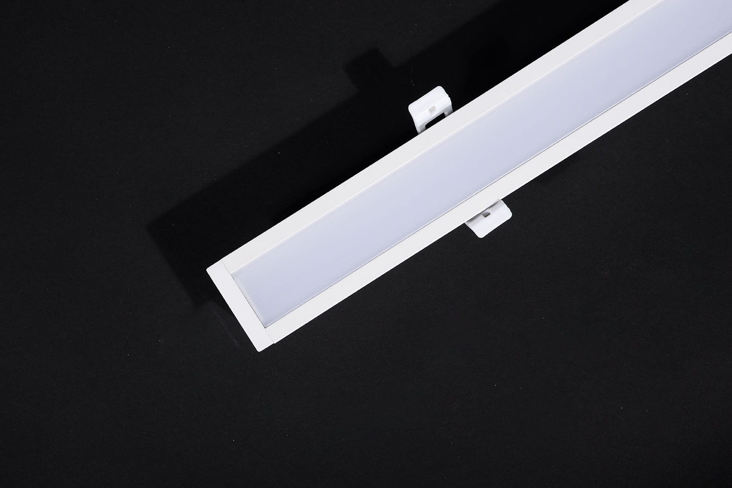 RL043530-60 Hot Sale PC Cover Aluminum Hanging Ceiling Recessed Mounted SMD2835 15 Watt Led Linear Light for warehouse office