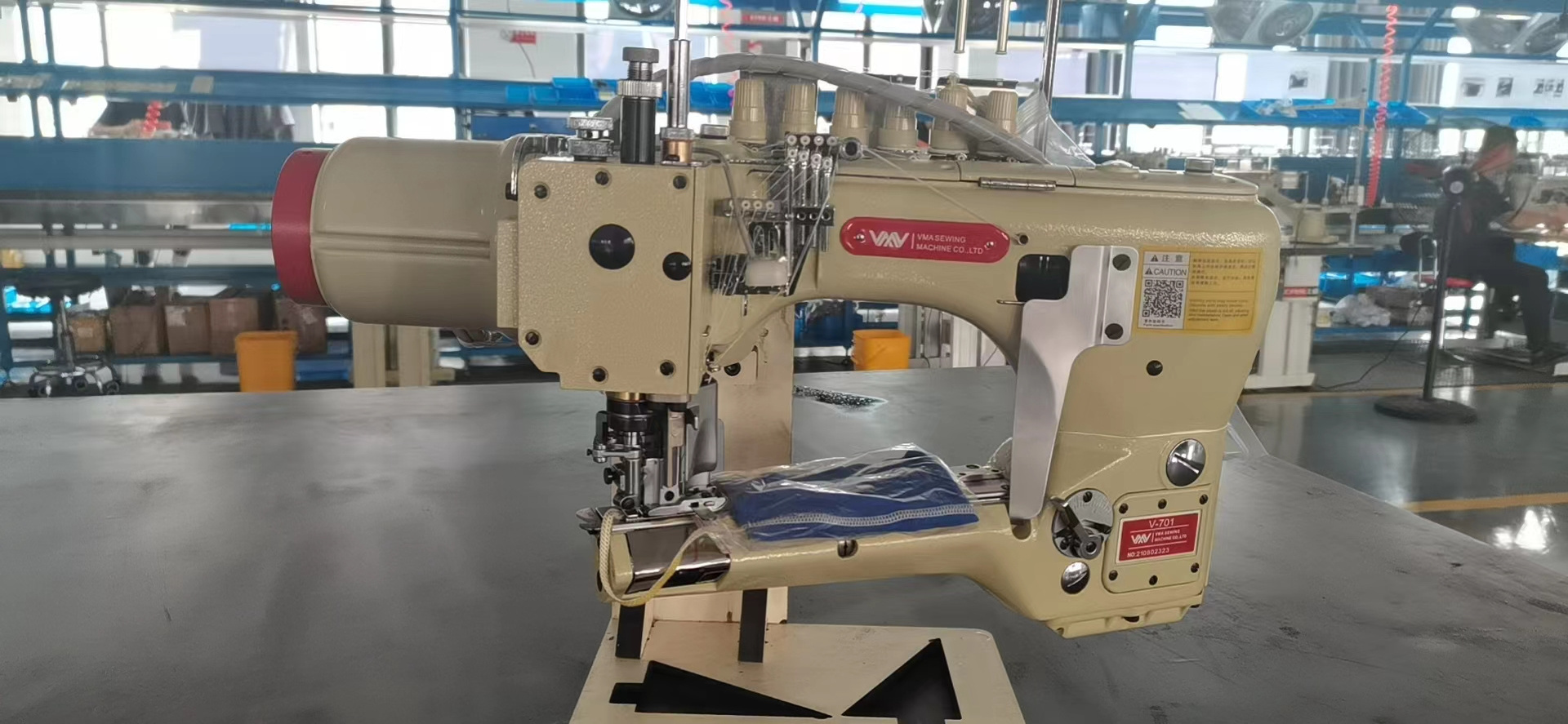 VMA industries taiwan design 4 needles 6 thread with auto presser foot lifter and air suction flat lock seamer sewing machine