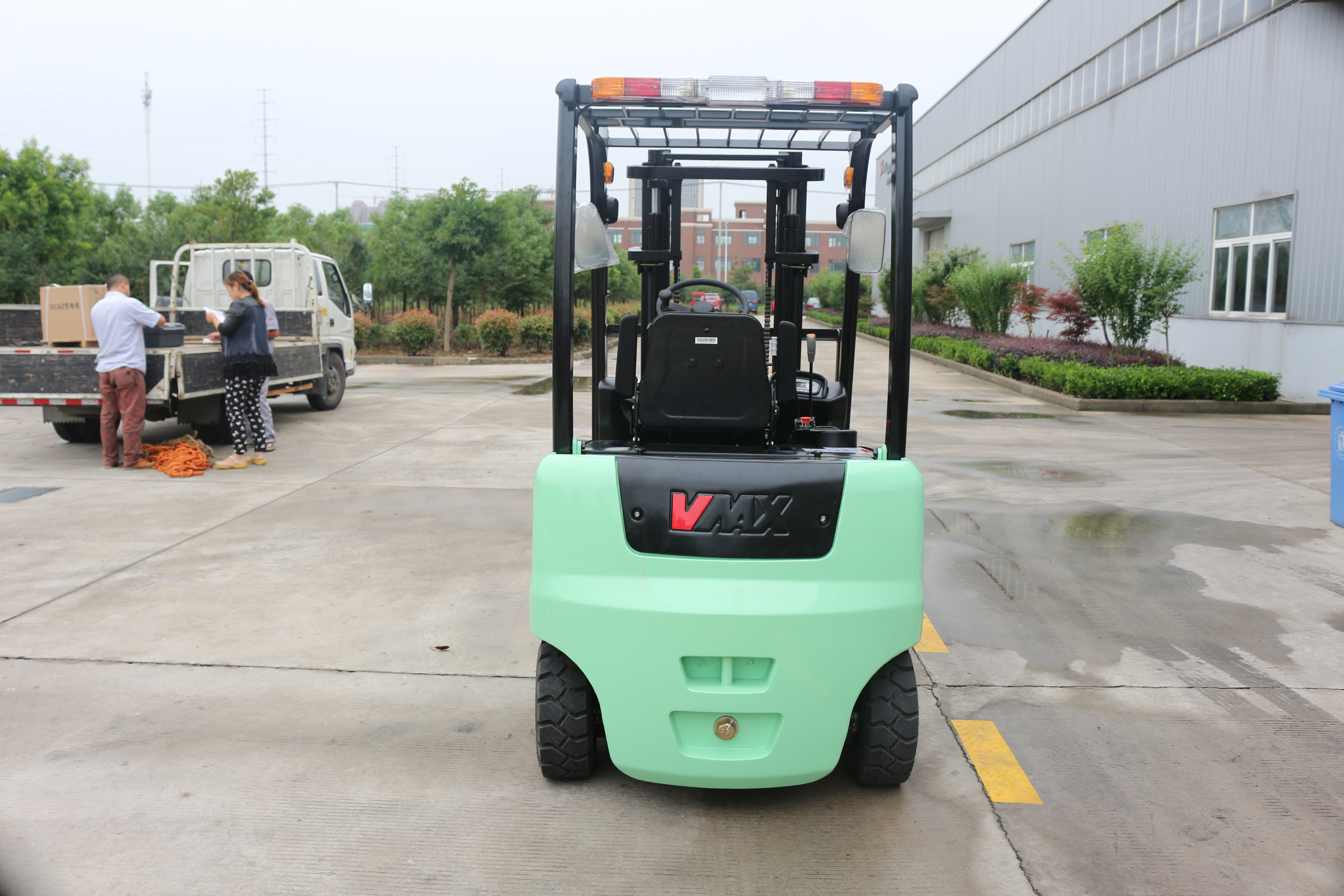 Battery operated electric forklift 2.5 ton New Mini battery Forklift 2.5 Ton CPD 25 smart Electric Forklifts