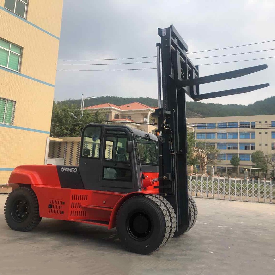 forklift montacargas 18ton 15ton 16ton 20ton  forklift truck with fork positioner and AC cabin