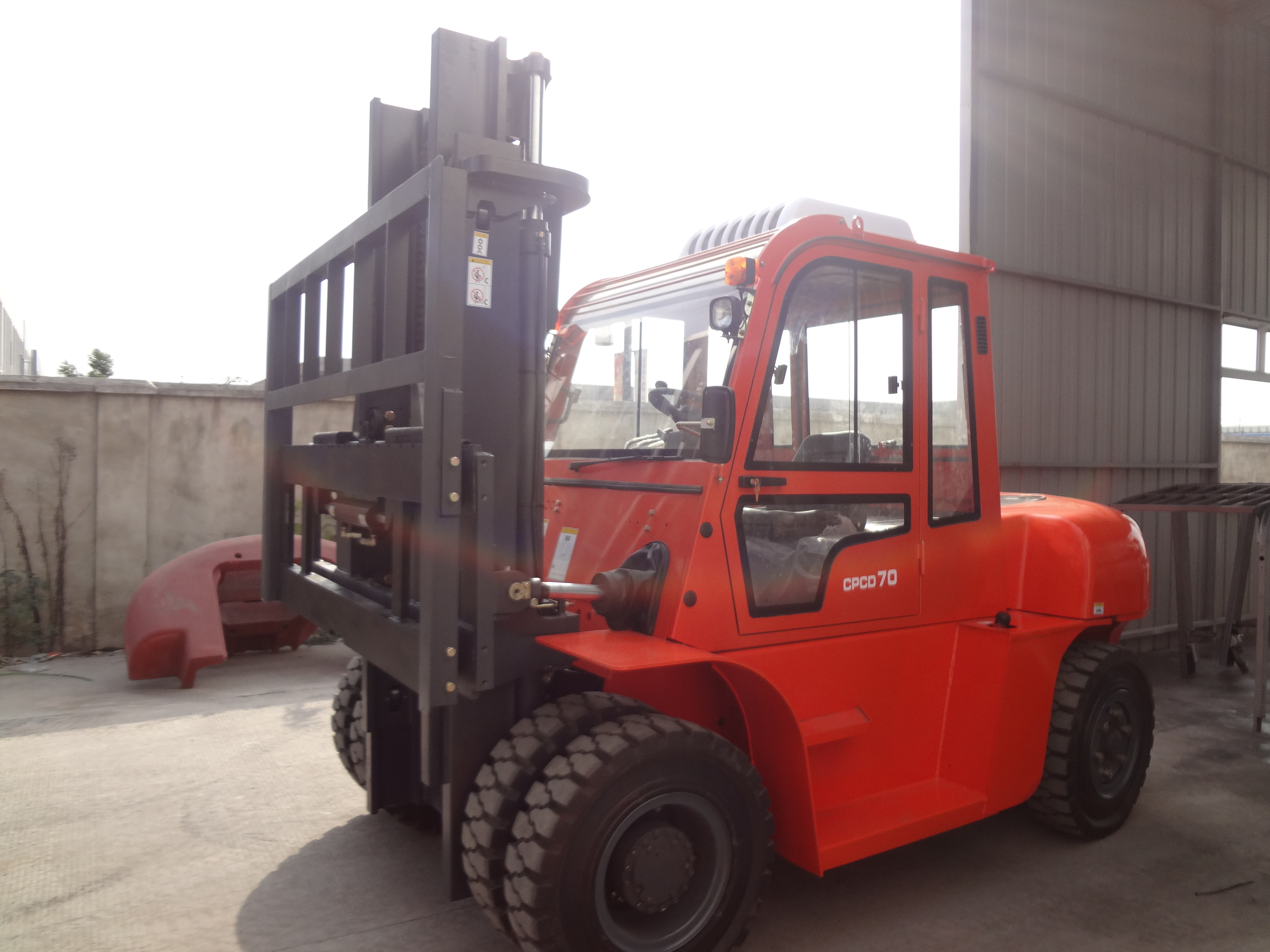 7ton Diesel Forklift with cab air conditioner for hot sale forklift truck cab heater 7000kg diesel forklift