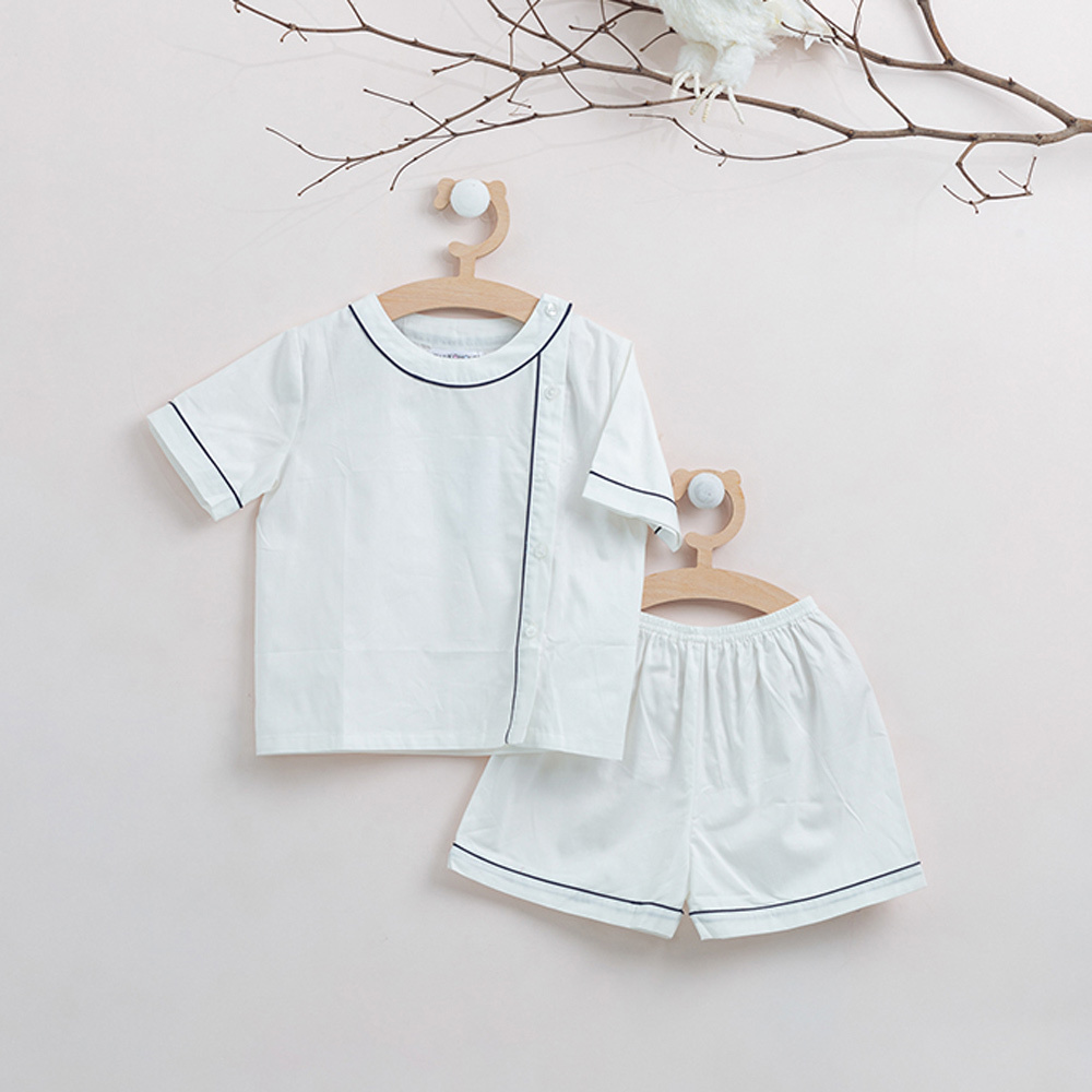 Silk Baby Girl Pyjamas Casual Clothing Set 2 Pieces  Black Line White Kid Short Sleeves Short Pants White Pajamas