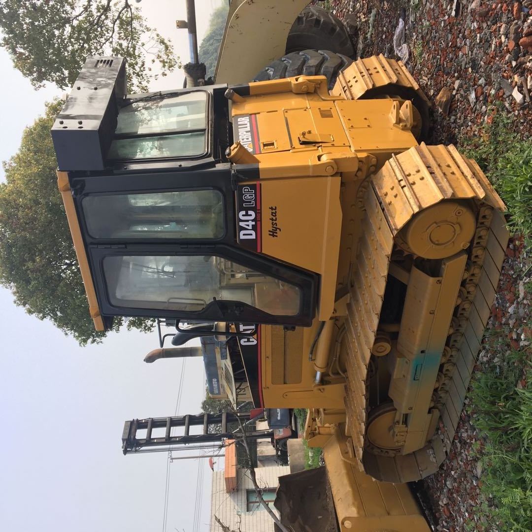 Used Cat bulldozer D4C Mini crawler dozer made in Japan for sale