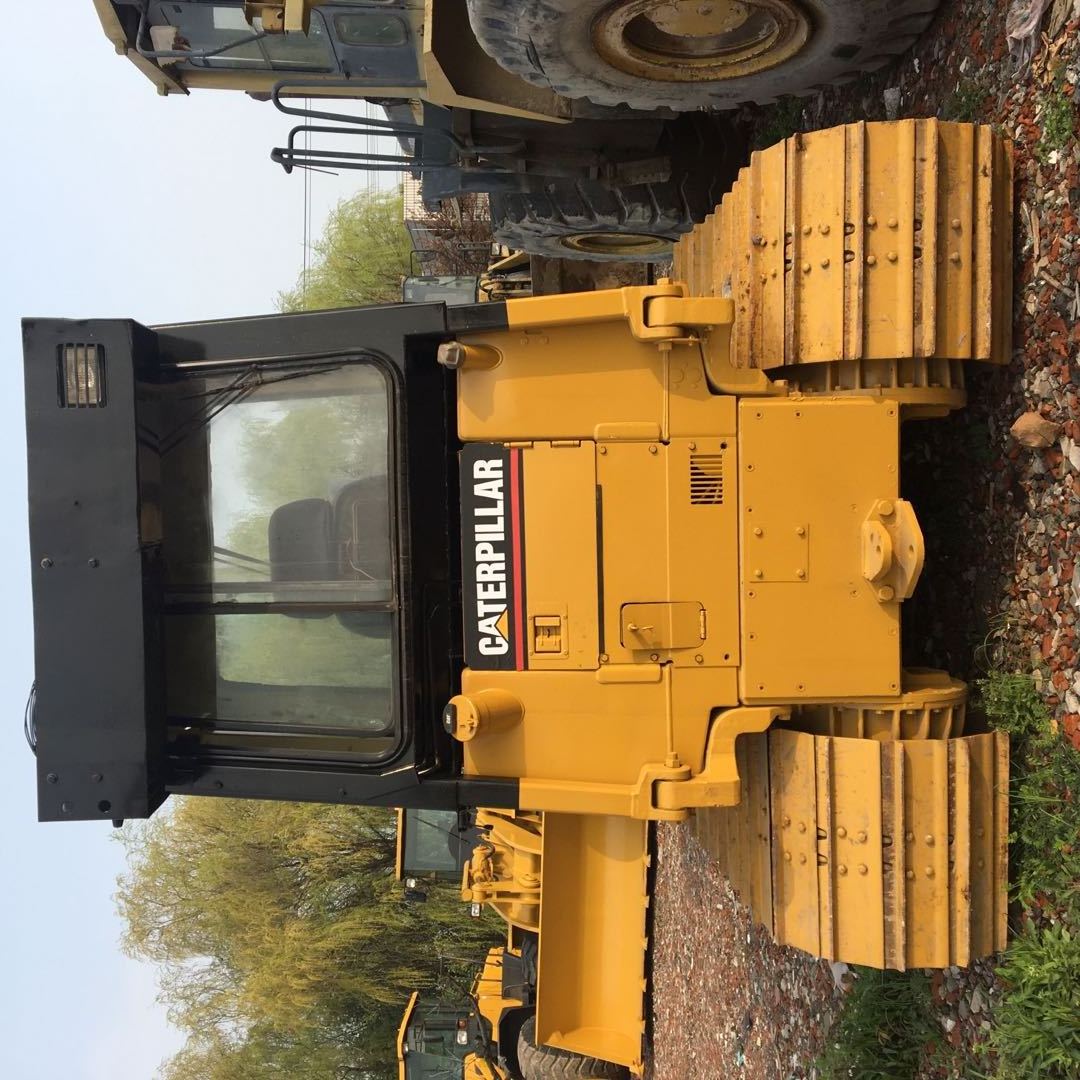 Used Cat bulldozer D4C Mini crawler dozer made in Japan for sale