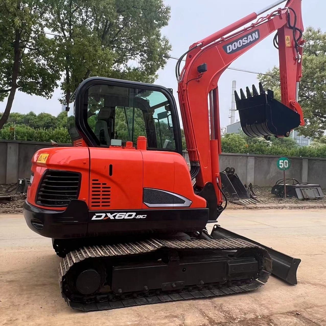 secondhand excavator DOOSAN DX60 DX55 MINI EXCAVATOR