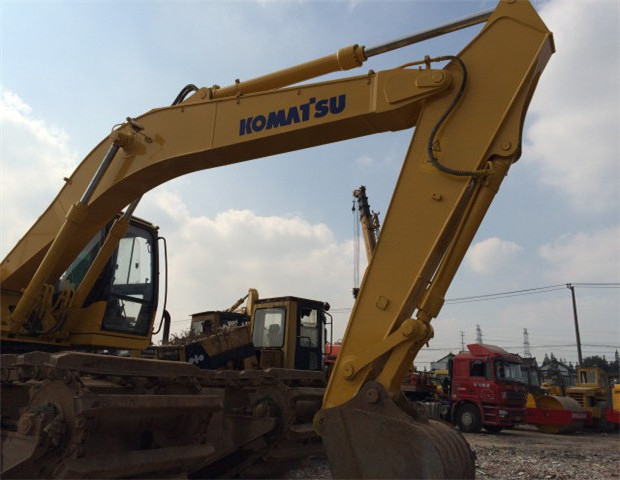 secondhand amphibious excavator   pc200-7 for water excavator