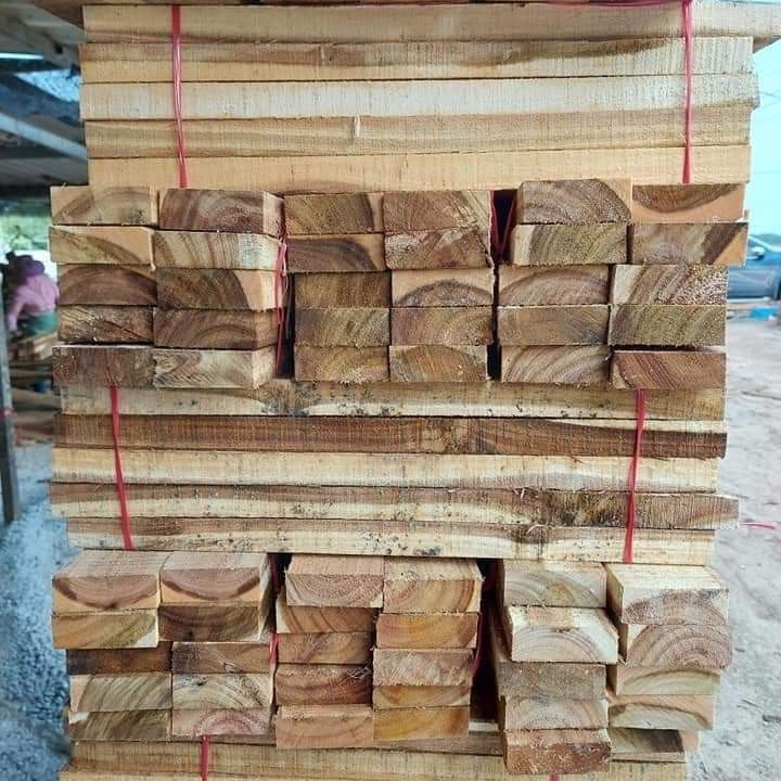 Best choice Vietnam Acacia sawn timber/lumber/best price/best quality for making pallets or furniture