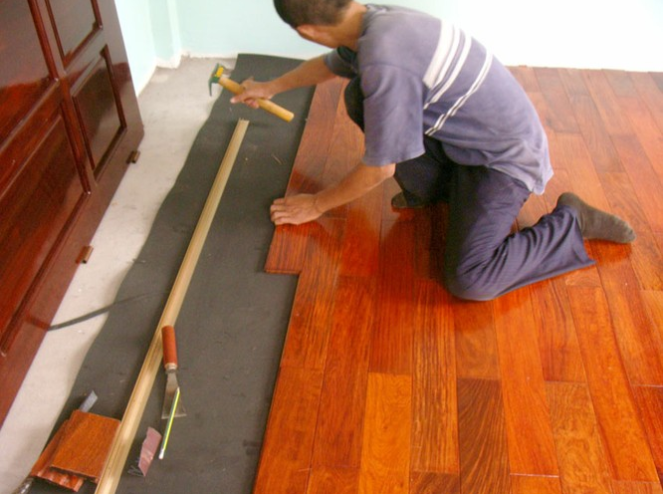 HOT SALE Vietnamese teak/oak/padauk/pyinkado solid wood flooring in high quality