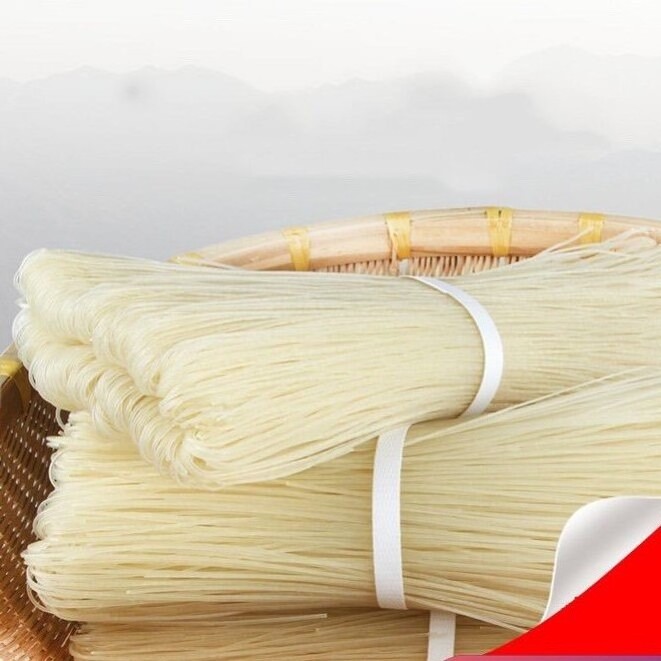 HIGH QUALITY VIETNAMESE RICE NOODLE TRADITIONAL FROM VIETNAM WITH COMPETITIVE PRICE