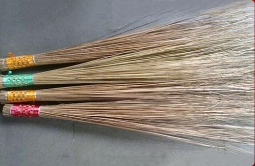 Coconut stick to making broom/ Straw Broom