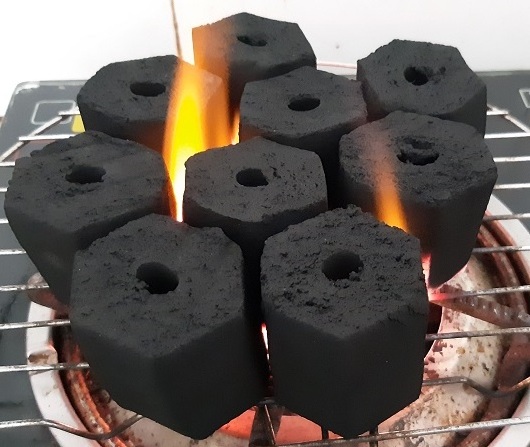 100% Coconut charcoal briquette from vietnam