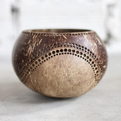 Coconut Shell Lamp Customized Pattern Handicraft Natural Handmade Handicraft Gift Coconut Candle Made by Vietnamese Artisans