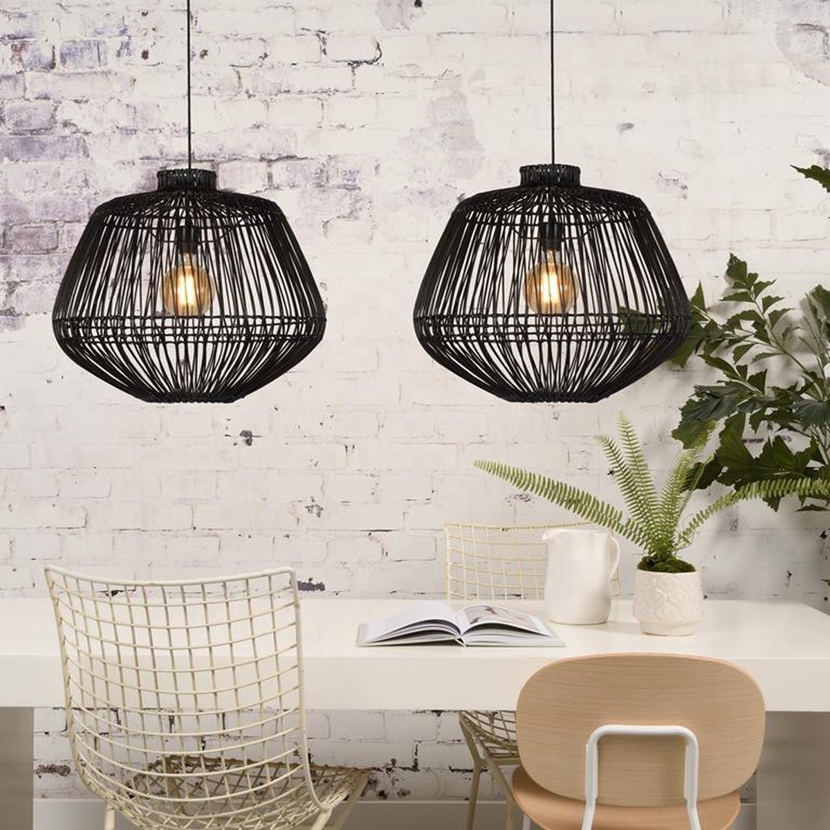 Vietrustic Hot Selling Handmade Vintage Style Ceiling Light Bamboo Lamp Shade Rattan Pendant Light Lantern Wholesale Light