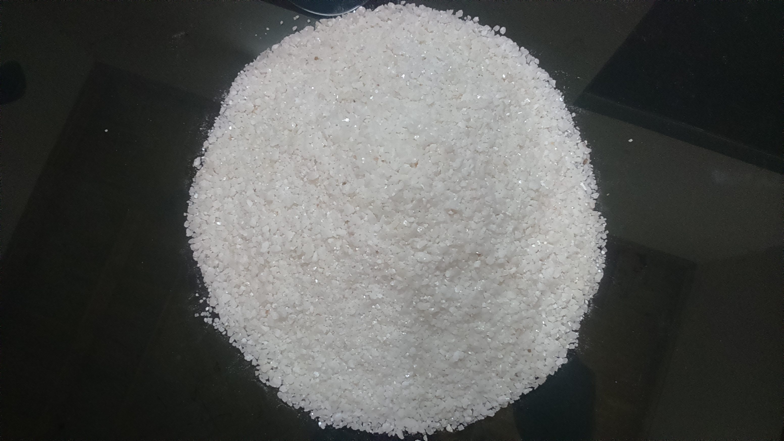 LIMESTONE GRANULES, VIETNAM ORIGIN, HIGH QUALITY, BEST PRICE USED FOR ANIMAL FOOD OR INDUSTRY