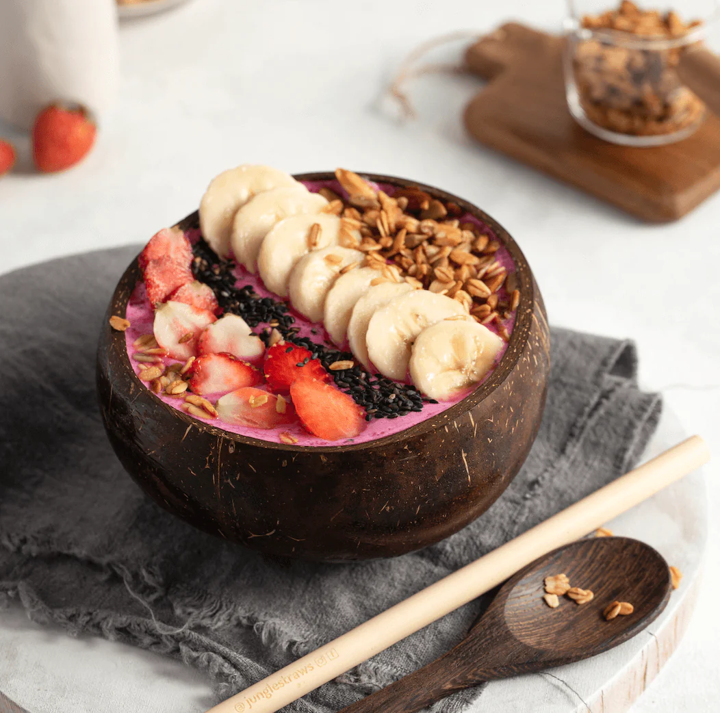 OEM Customized Logo Coconut Shell Bowls Natural Coconut Jumbo Bowls for Smoothie Ice-cream Salad Fruit made in Vietnam