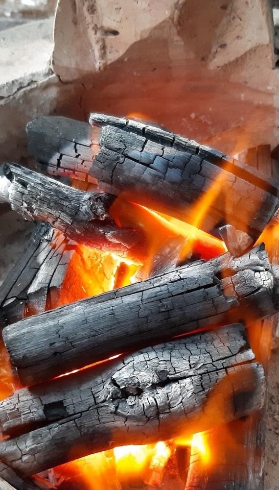 MANGROVE WOOD CHARCOAL - EASY FIRE STARTER