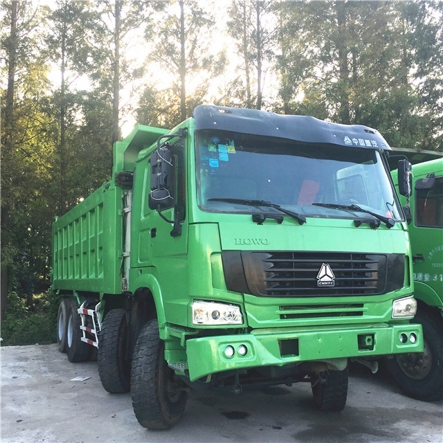 Green China 12 Wheel used Dumper Truck Price 375HP , used Sinotruk HOWO 8X4 Tipper Dump Truck For Sale