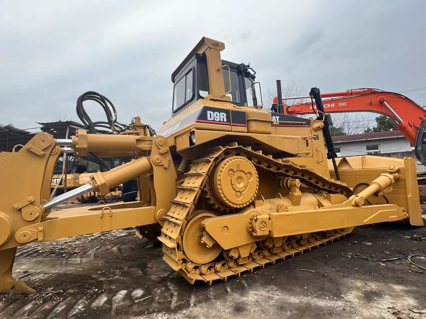 Used D9R Bulldozer/ d7g d6g d6d d7r d7h dozer on sale