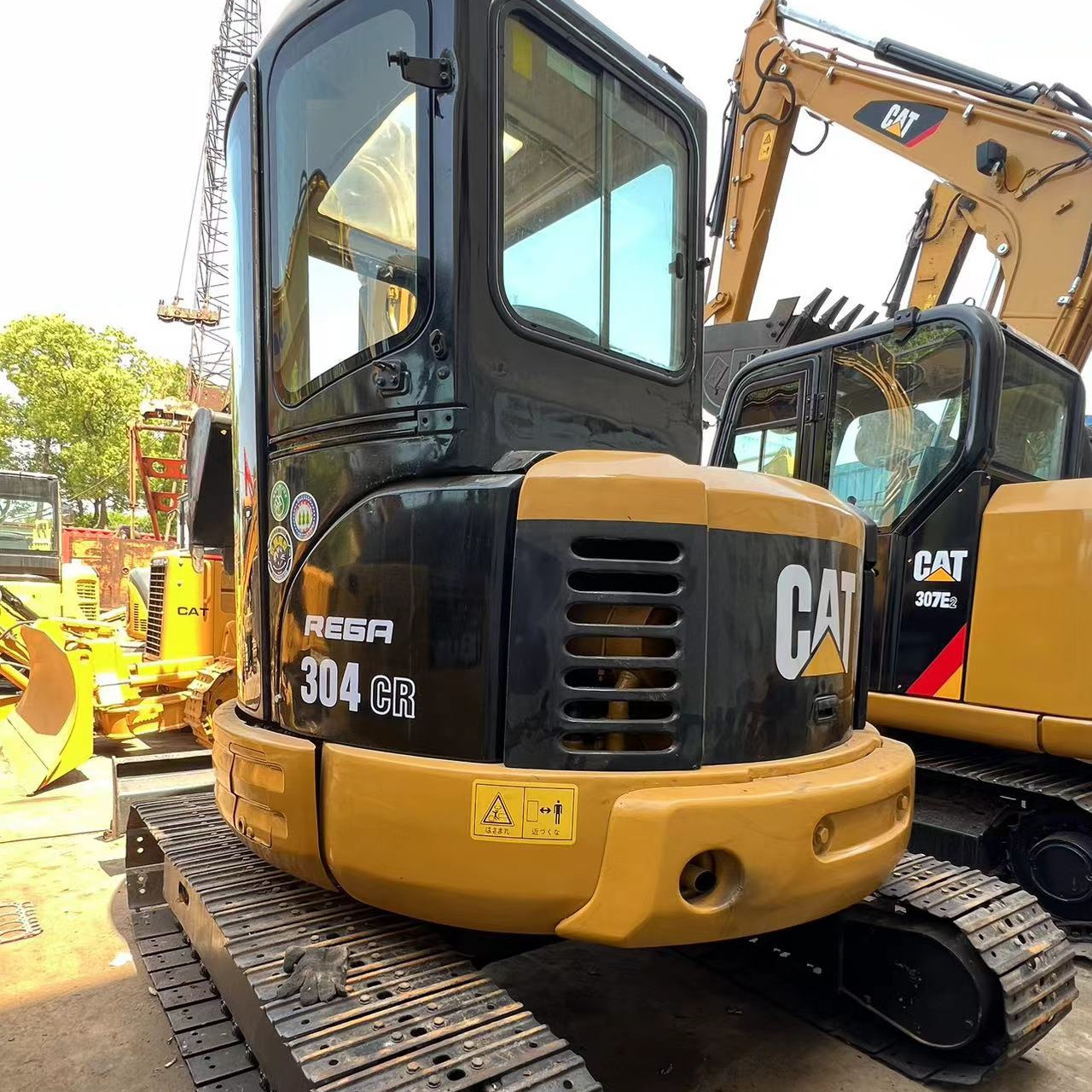 Used CAT 304 CR with 4 Ton crawler Excavators in hot sale