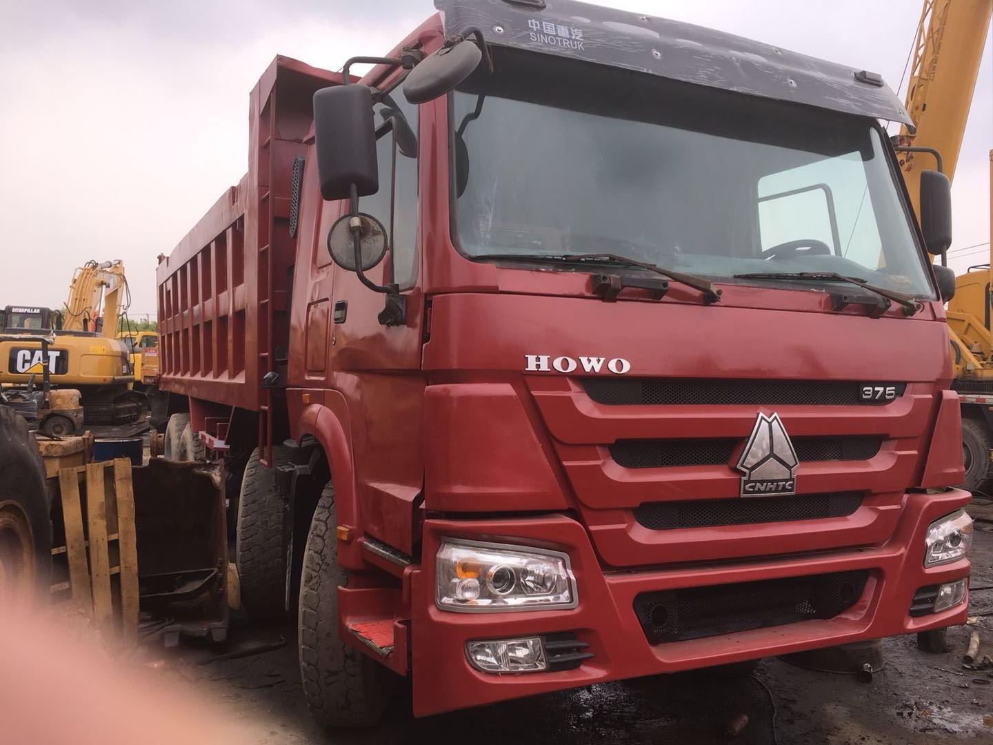 used howo 8x4 dump truck, 12 wheel price of sale