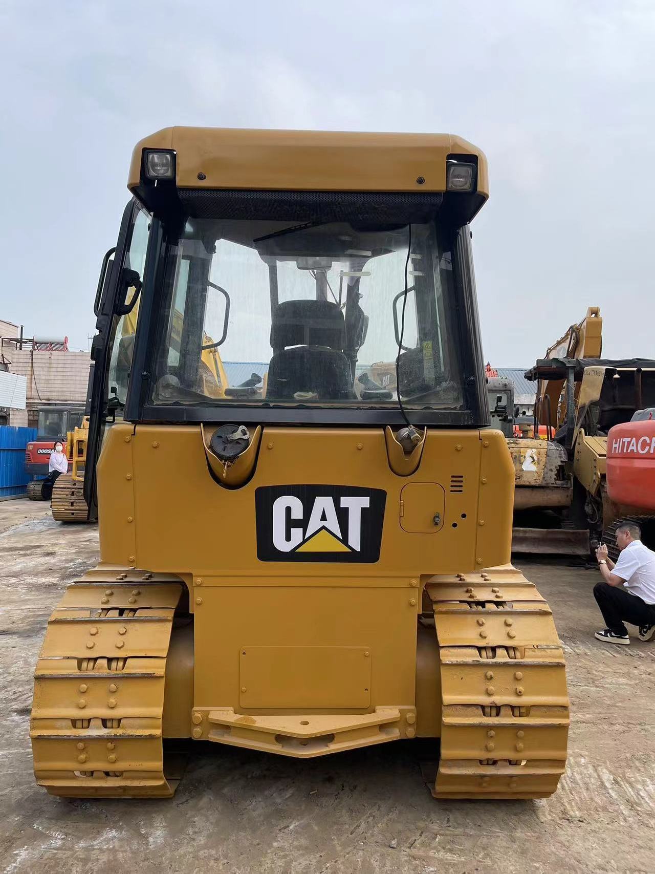 Used cat bulldozer D5K crawler dozer D5K series with good running condition welcome to ask