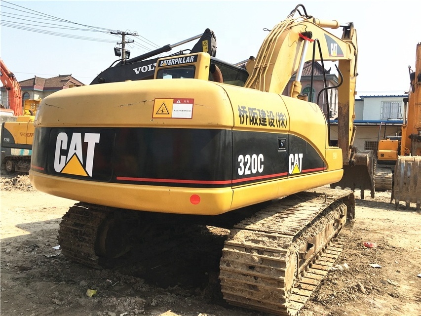 Japan Caterpillar 320D earth moving shovel CAT 320D2 crawler excavator CAT 320C 320D 320 320GC second hand digger in Shanghai