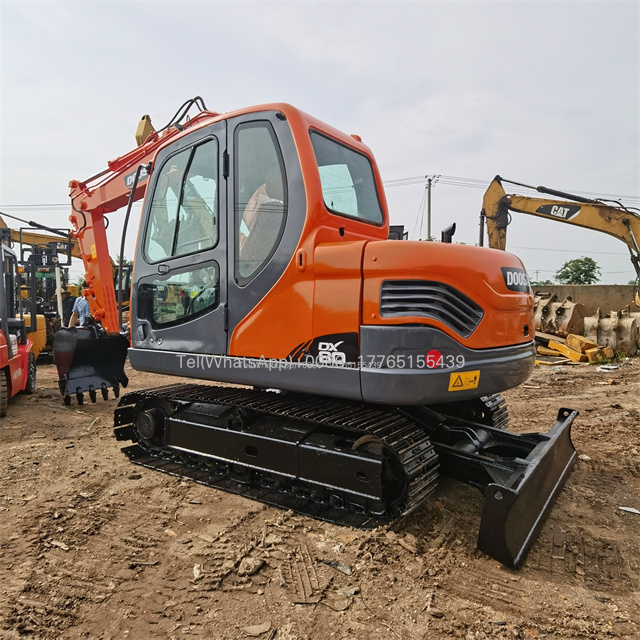 Good price high quality Doosan DX80 Used Excavator Nearly New Backhoe Loader for sale doosan dx 80