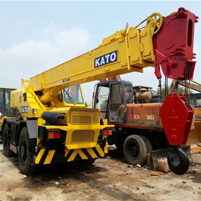 Made in Japan Used Kato KR-25H Rough Terrain Crane | Used Kato 25 Ton Truck Crane for sale