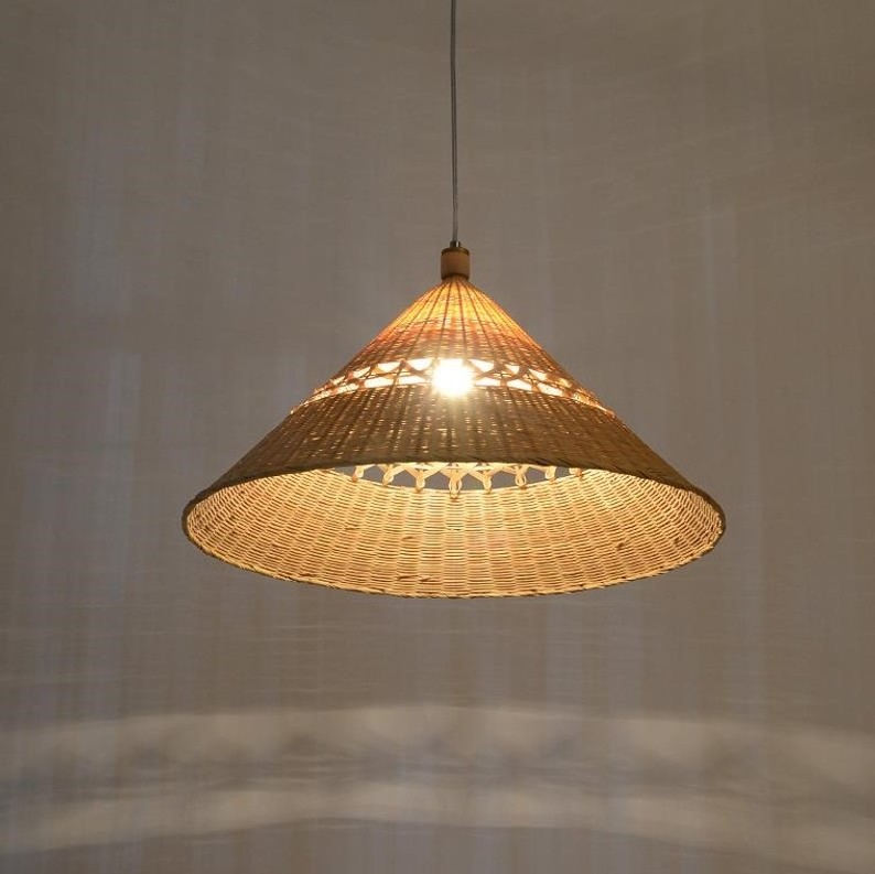 New Design Ceiling Lamp Handwoven Bamboo Rattan Lampshade Pendant Light Home Hotel Decoration Vietnamese Supplier