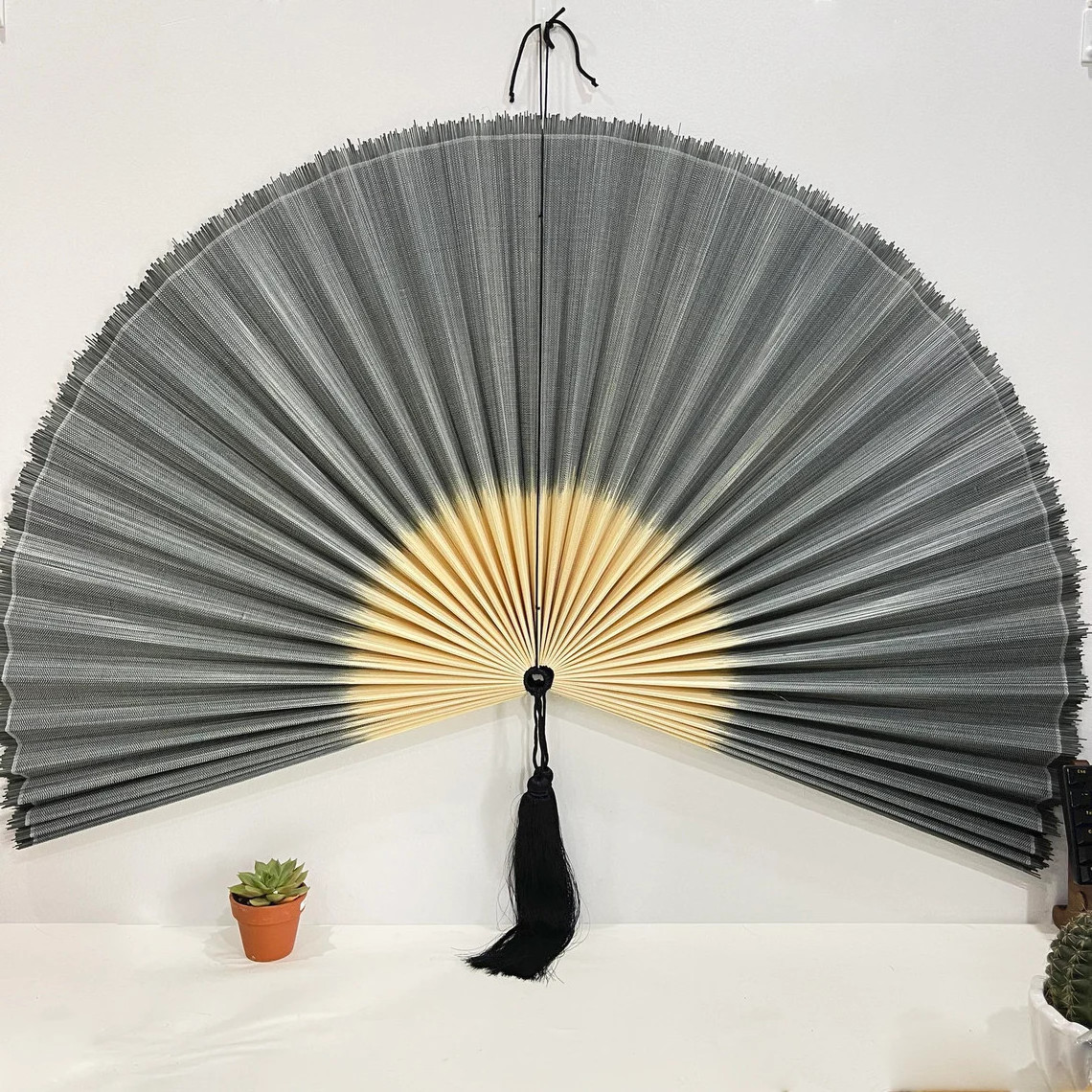 Wholesale Boho Large Decorative Fan Bamboo Fan For Home Decoration Living room Bedroom Bamboo Wall Hanging From Vietnam