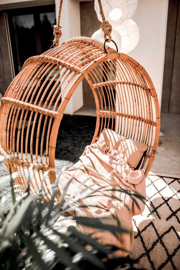 Round Handwoven Vietnamese Hanging rattan swing chair Wicker Caned Rattan Hanging Egg Chair home Living Room Garden Patio Swing