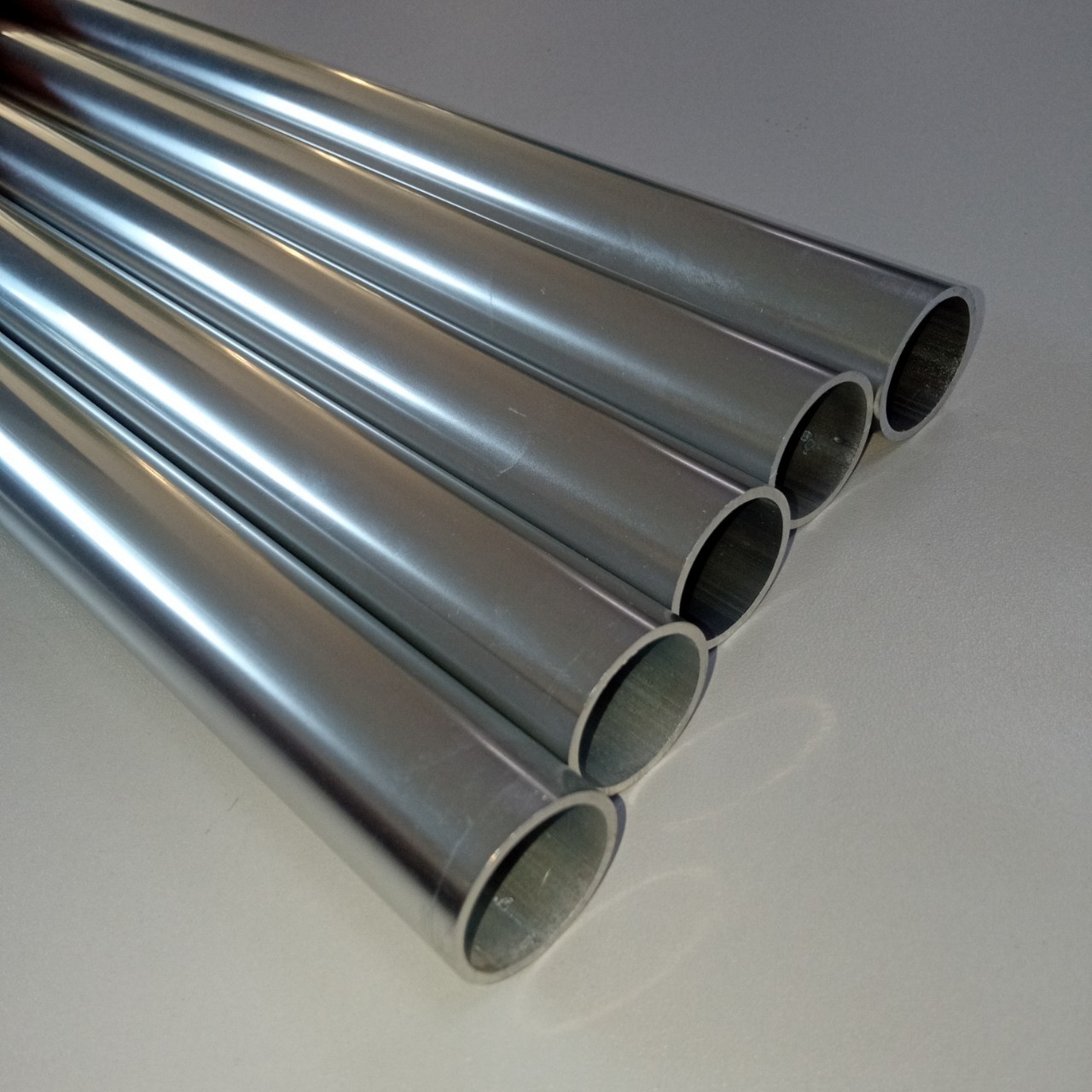 Bright Anodized tube aluminum profiles manufactured in song hong aluminium factory in vietnam