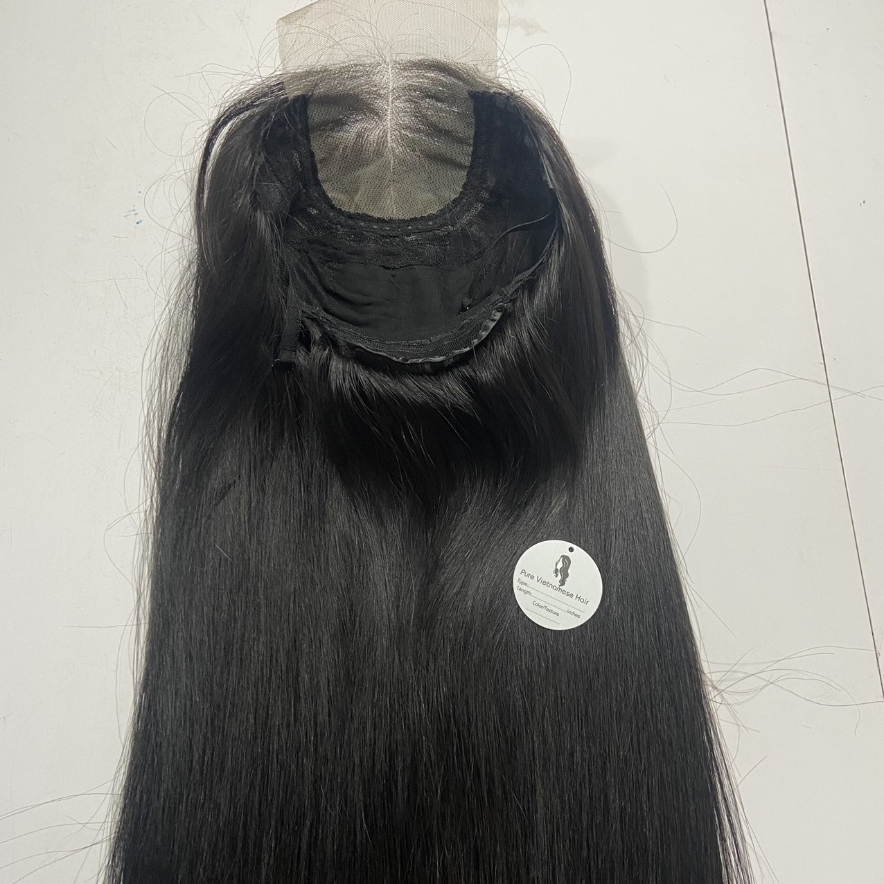 Hot Sell 32 Inch 13X4 13x6 360 Water Wave Deep Wave Natural Black 613 Brazilian 100% Virgin Human Hair Full Lace Front Wig