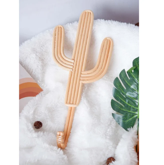 Impressive Hot Fashion Natural Handmade Rattan Wall Cactus Wall Hook Hanger Used in The Kitchen Made in Vietnam