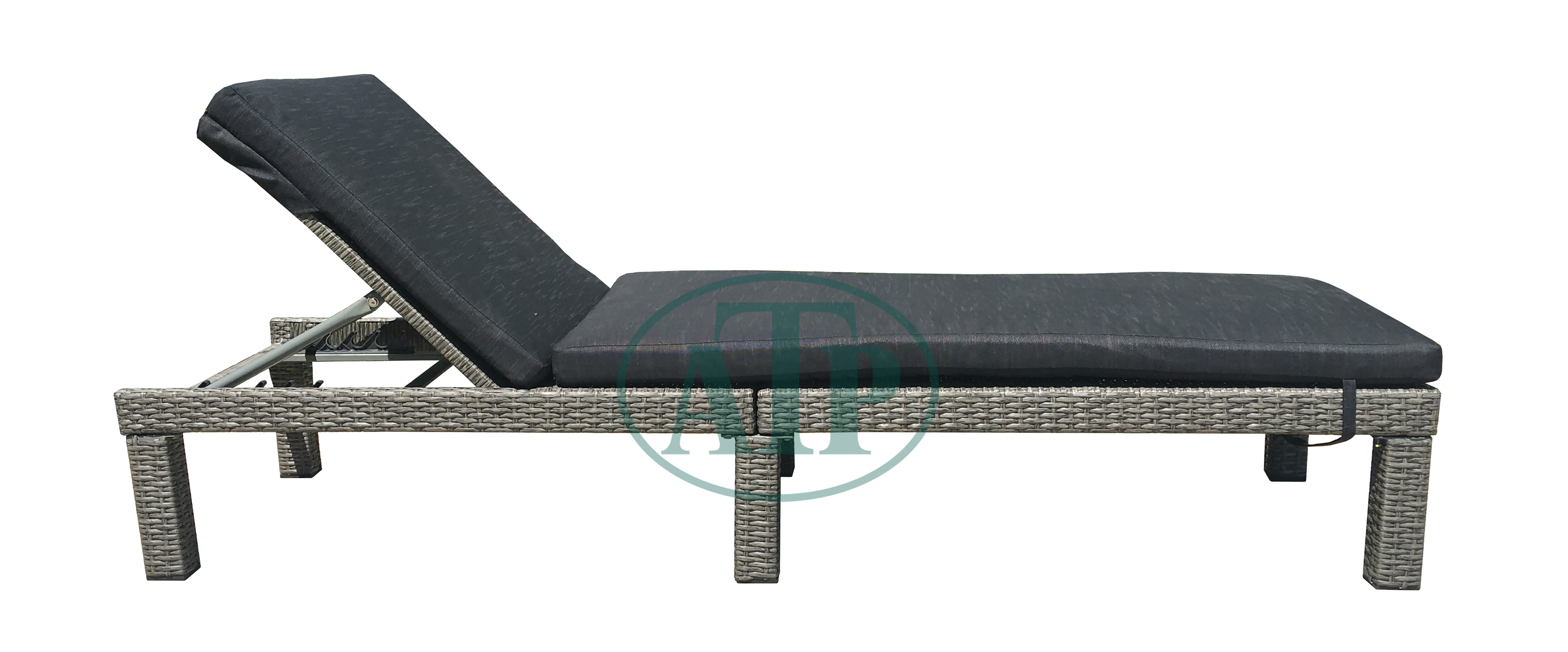 Lounge Chair Outdoor Rattan Sunlounger and Cushions Outdoor Furniture Contemporary Sun Lounger