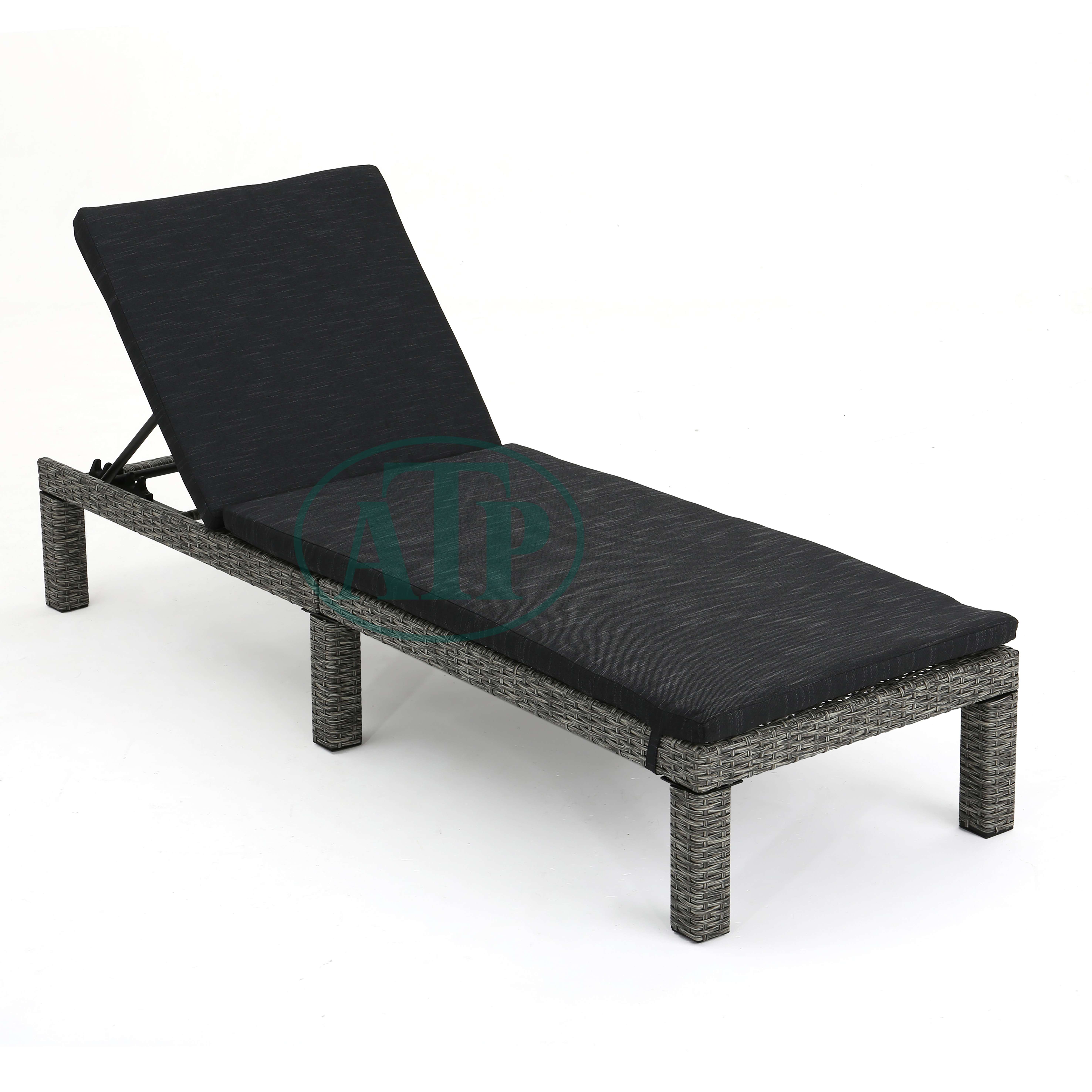 Lounge Chair Outdoor Rattan Sunlounger and Cushions Outdoor Furniture Contemporary Sun Lounger