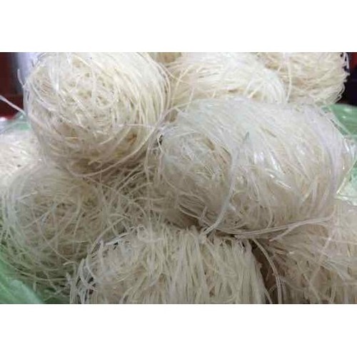 Natural fresh white rice noodles selling in bulk no fried manufacture in Vietnam