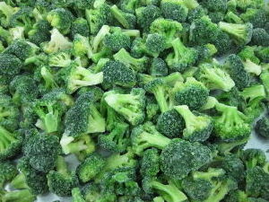 A grade green frozen broccoli florets roasted taste amazing from Vietnam