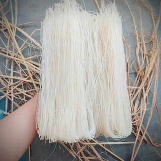 Natural fresh white rice noodles selling in bulk no fried manufacture in Vietnam