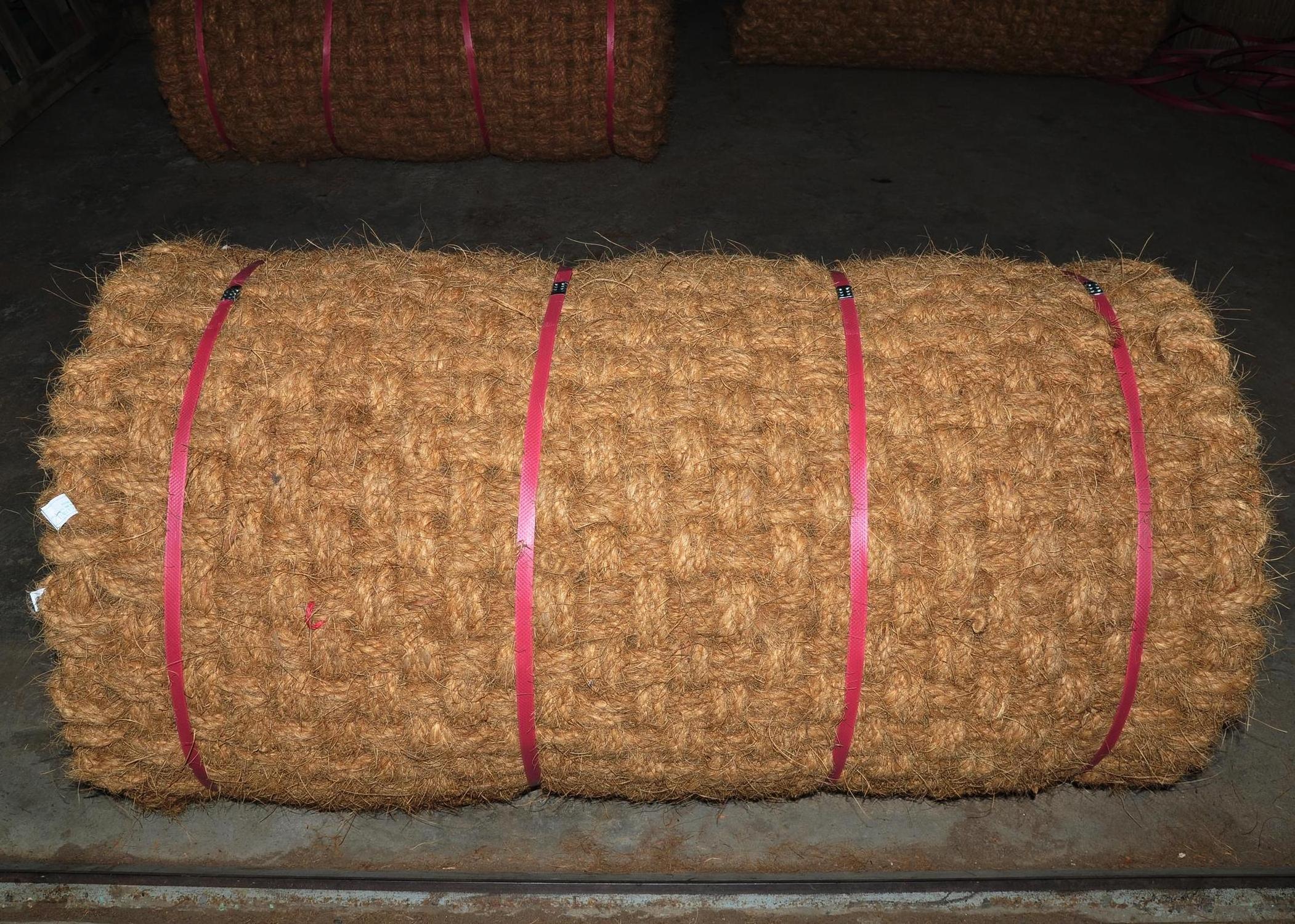 Wholesale 100% natural coconut coir poles coconut Coir Mat Grow Roll all size By Coco  Eco-Friendly coconut coir