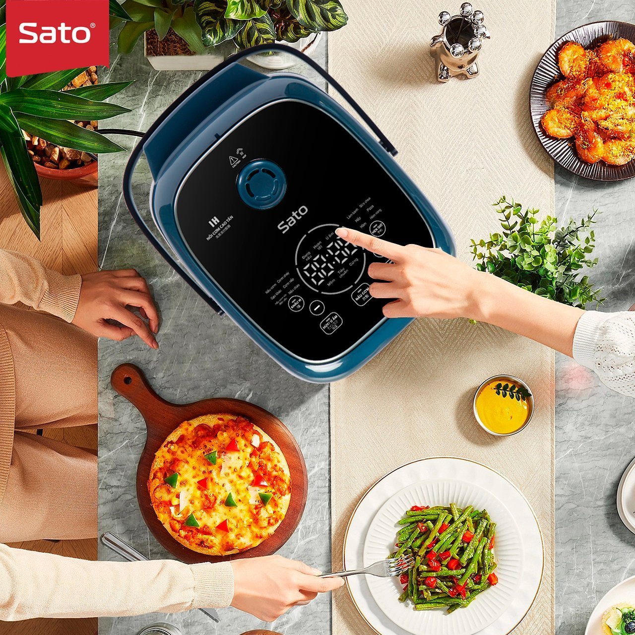 OEM High Frequencyrice Cooker Sato 15CT021 1.5L with Multi-function helps rice taste better and keep warm for long time