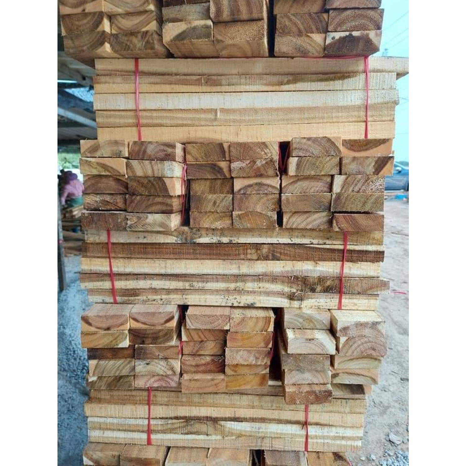 VIETNAM SOLID HARD ACACIA WOOD SAWN TIMBER/ LUMBER COMPETITIVE PRICE FOR MAKING PALLET