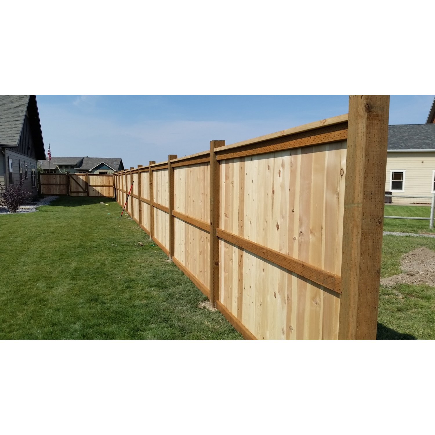 Hot Sale Top Quality Low Price Wooden Privacy Fence Waterproof and fireproof WPC composite fence panel