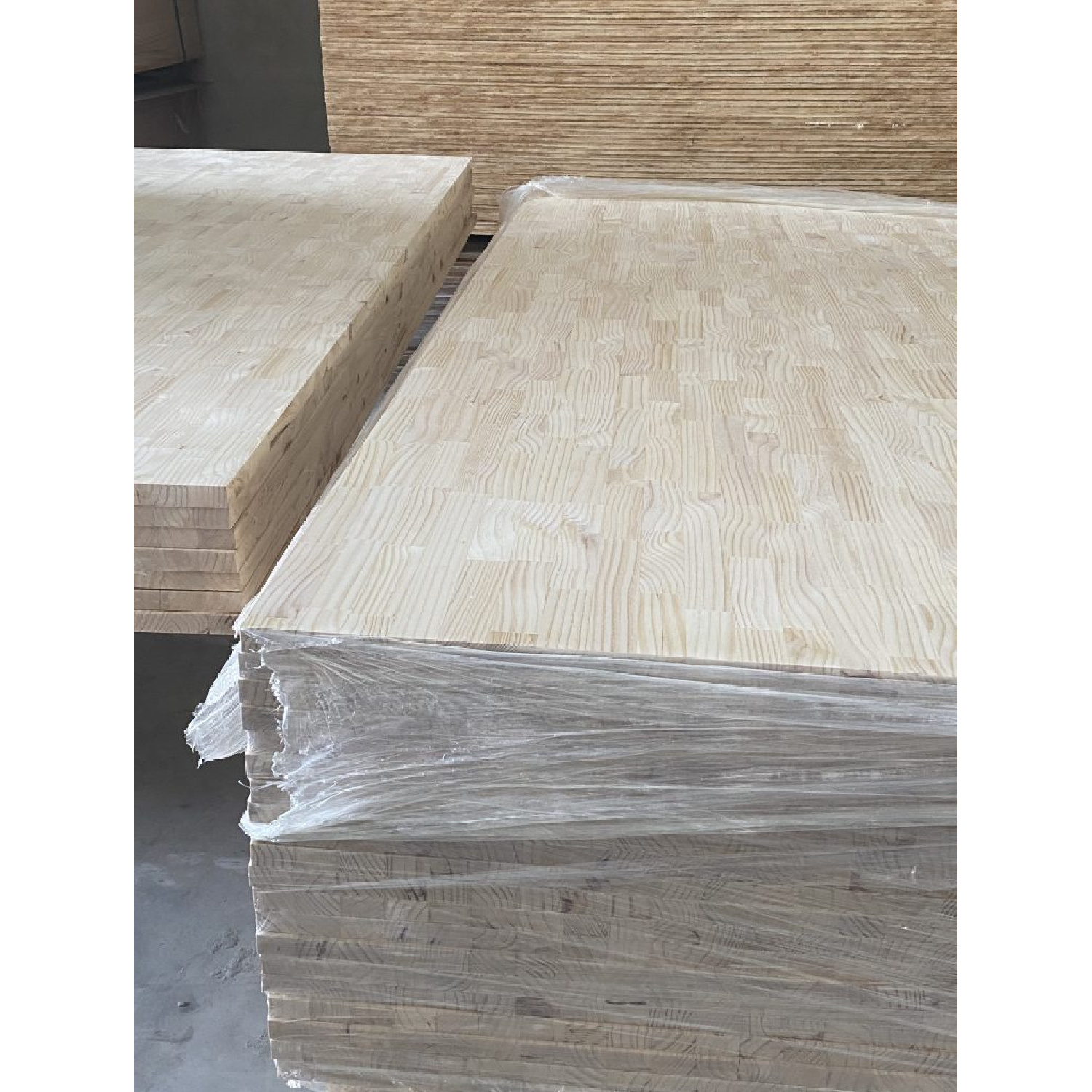 Factory Price Pine Finger Joint Laminated Board Radiata Pine Wood Finger Joint Board