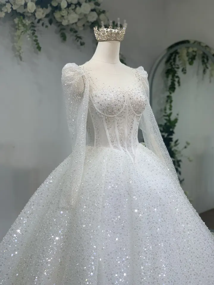 TNBPno31 wedding dress wholesale ball gown design flower lace long tail add beading by handmade For Vietnam wedding dress