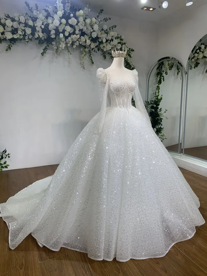 TNBPno31 wedding dress wholesale ball gown design flower lace long tail add beading by handmade For Vietnam wedding dress