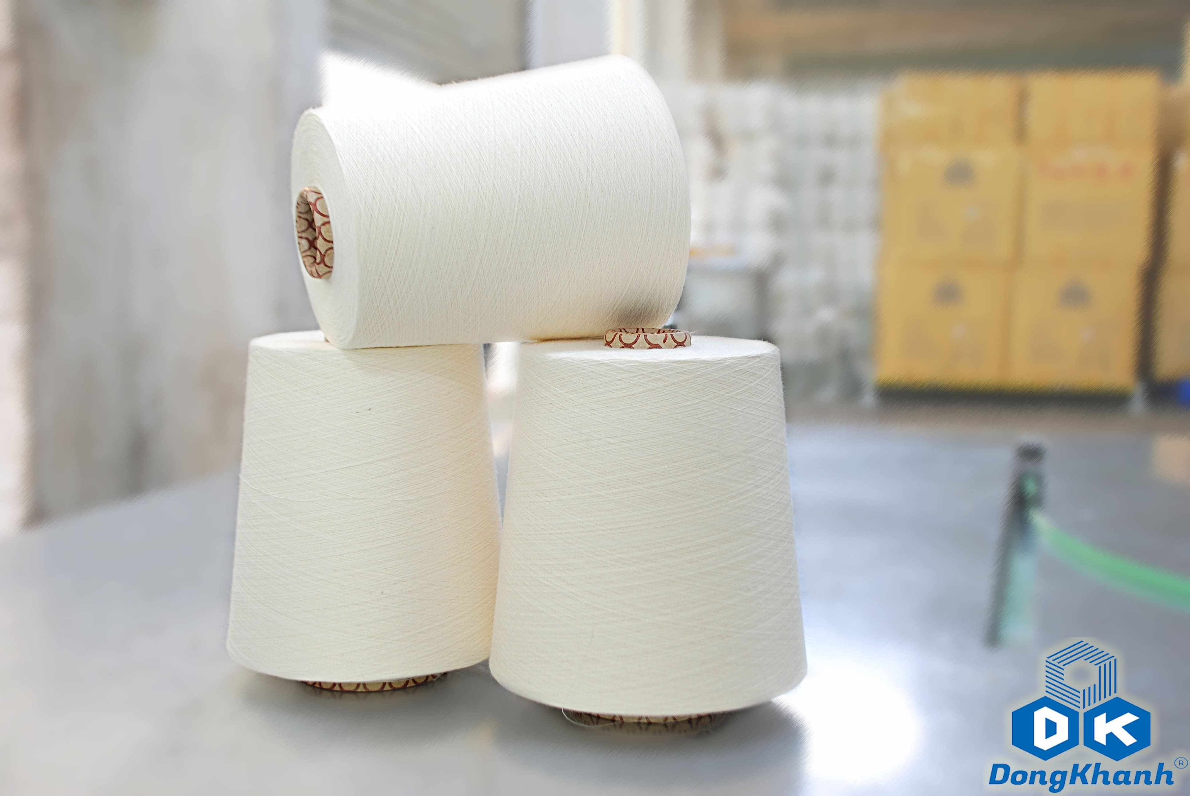 Competitive price Ring spinning cotton 100% (100% cotton yarn) for weaving From Ne 10 to Ne 40 Single yarn/Twisting yarn