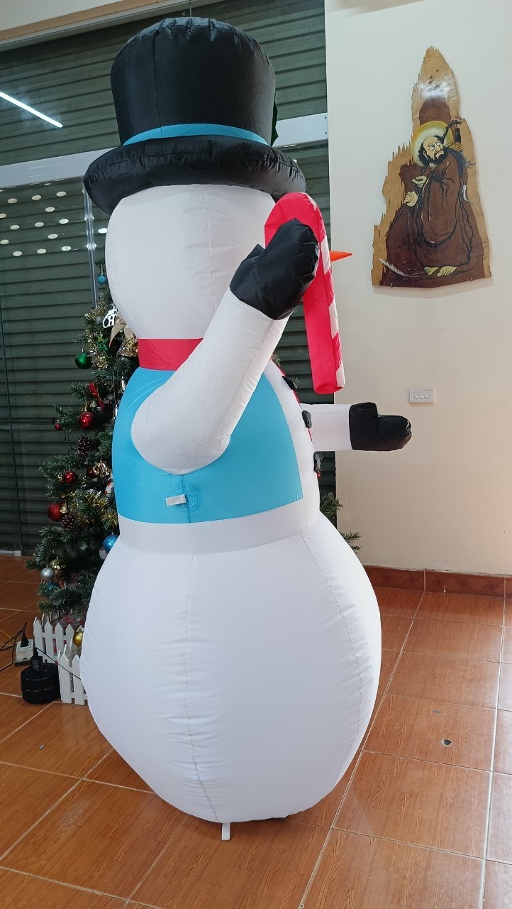 OEM ODM Manufacture in Vietnam 7ft Snowman Christmas advertising inflatable  cute reindeer Christmas inflatable yard decoration